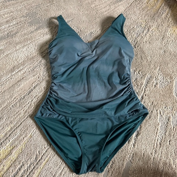 Lands End Slender Suit Wrap One Piece Swimsuit bathing suit green large - Picture 1 of 9